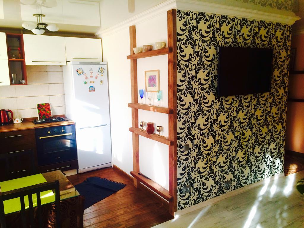 Apartment Ushakova 16 Dnipro Exterior foto